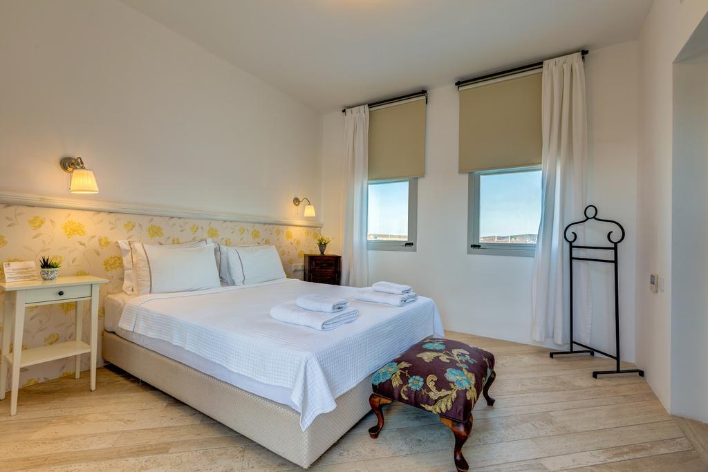 Ev Bharat Butique Hotel, Алакати Екстериор снимка