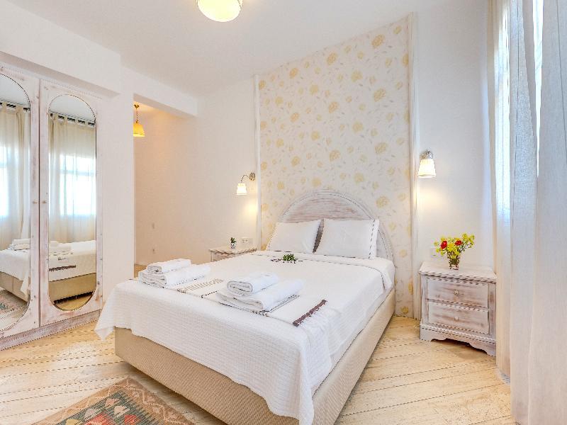 Ev Bharat Butique Hotel, Алакати Екстериор снимка