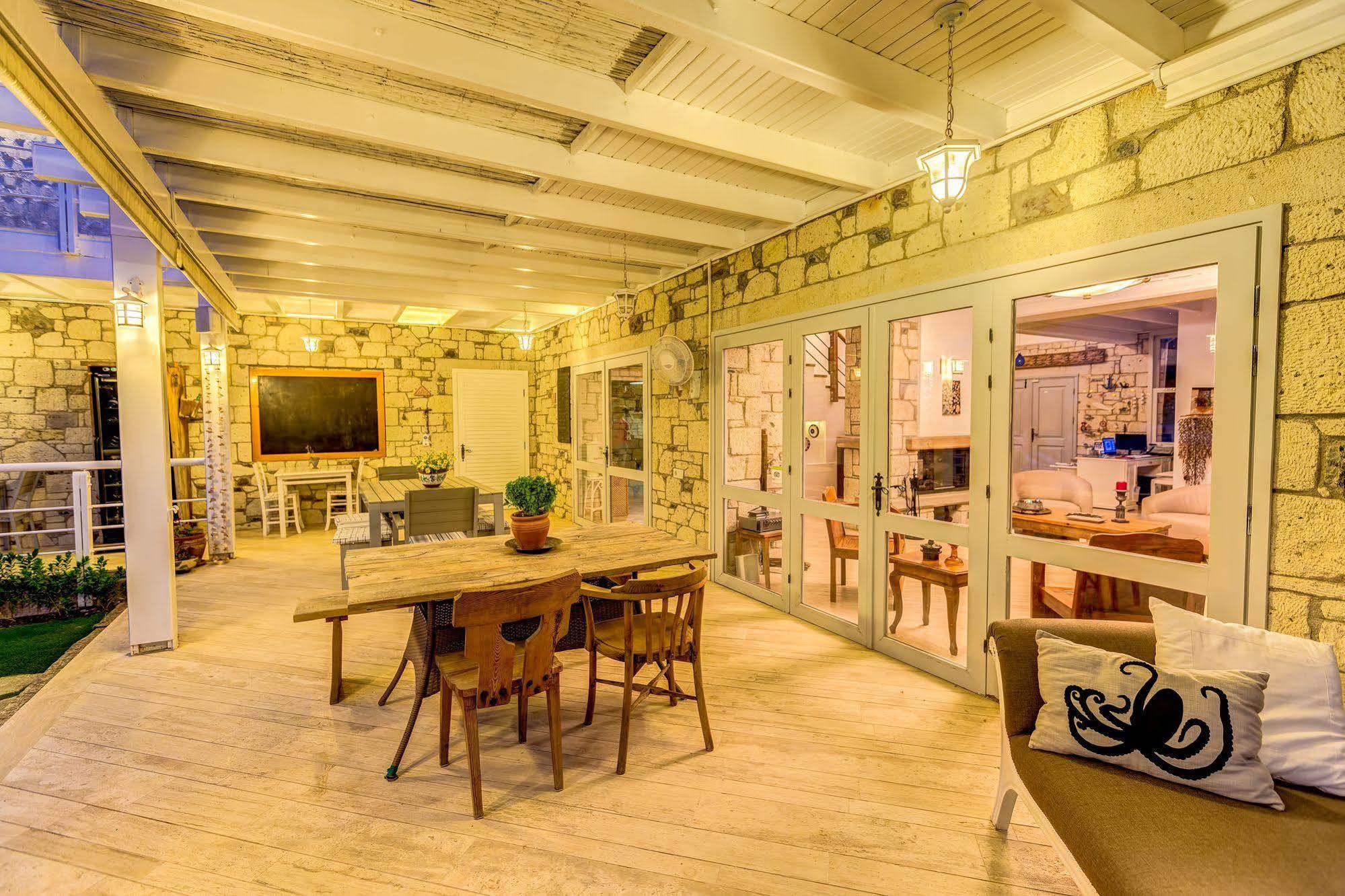 Ev Bharat Butique Hotel, Алакати Екстериор снимка